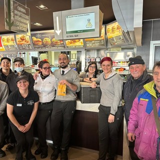 Lo staff del Ristorante Mc Donald's ad Aosta