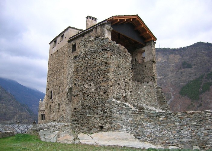 Arvier, al raggrupamento della Sitec Engineering di Aosta il restauro del Castello La Mothe