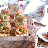 Rotolini di salmone affumicato e avocado con 'La Pagina del Goloso'