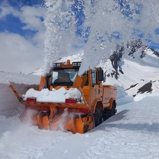 Ruspe al lavoro per riaprire il Colle del Piccolo San Bernardo