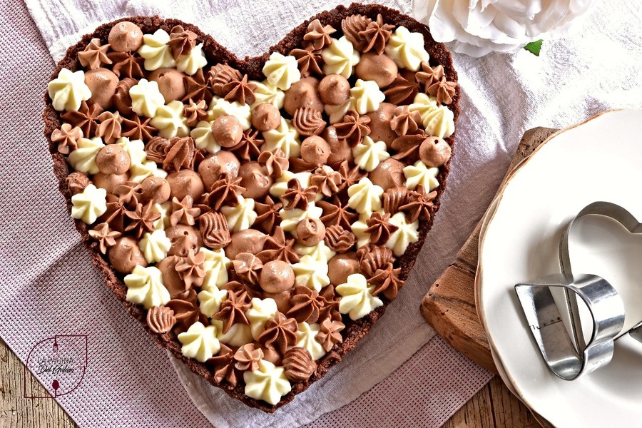 Crostata senza cottura ai tre cioccolati; San Valentino e 'La Pagina del Goloso'