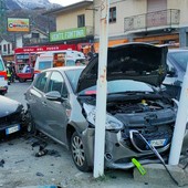 19enne ferita in un incidente stradale a Villeneuve