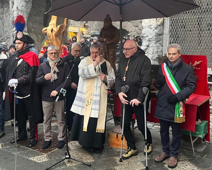 All'insegna della Pace contro tutte le guerre è iniziata la 1025esima Foire de Saint-Ours