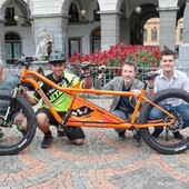 Il Tandem della Libertà con Pietro Giglio (Fiab)  Alessandro Delfino, Patrik Vesan (Fondazione comunitaria) e Giuseppe Grassi (Fidas)