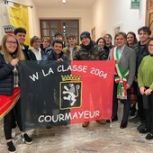 Courmayeur celebra la Maturità civica per i 28 nuovi maggiorenni