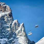 Chiusa per un guasto la funivia Cime Bianche Laghi-Plateau