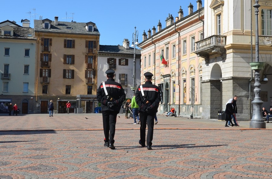 Tornano in Valle i 'carabinieri di quartiere' nelle vie cittadine