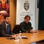 L'assessore Marco Carrel e l'agronomo Andrea Tantardini durante l'incontro formativo