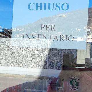 Negozi sanitari-ortopedici chiusi ad Aosta 'per inventario'