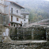 Uno scorcio di Pollein nei giorni drammatici dell'alluvione nel 2000