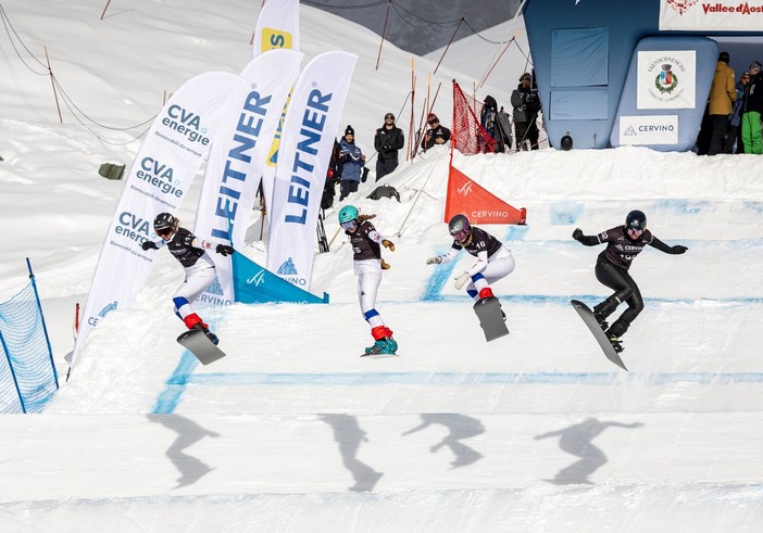 Snowboard: CpI, Moresi sul gradino alto del podio nel Big air di Cervinia