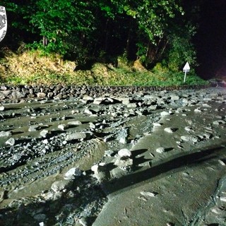 Liberata a tempo record la strada tra Antey e Valtournenche chiusa nella notte per una frana