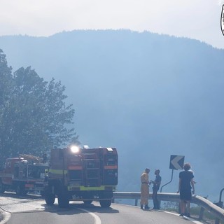 L'incendio di Aymavilles non sfugge al controllo, ottimismo tra i soccorritori