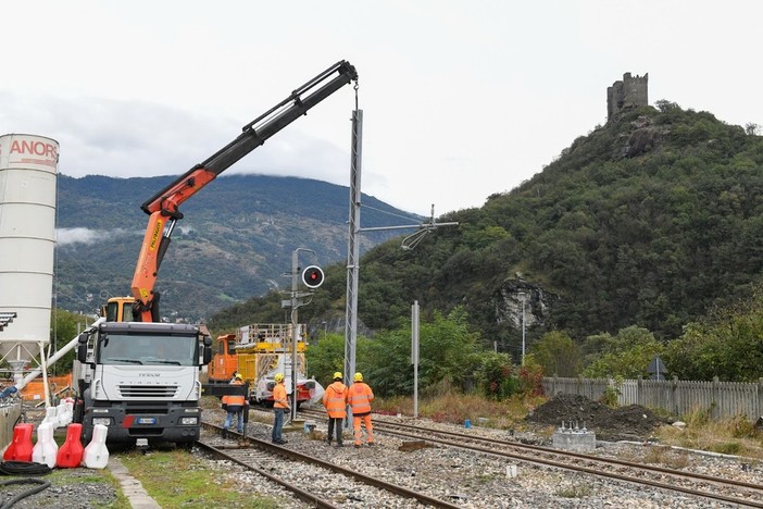 Ferrovia Aosta-Ivrea-Chivasso, elettrificazione entro due anni