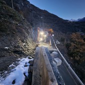 Frana sul cantiere, riapre giovedì 28 alle 16 la strada della Val d'Ayas