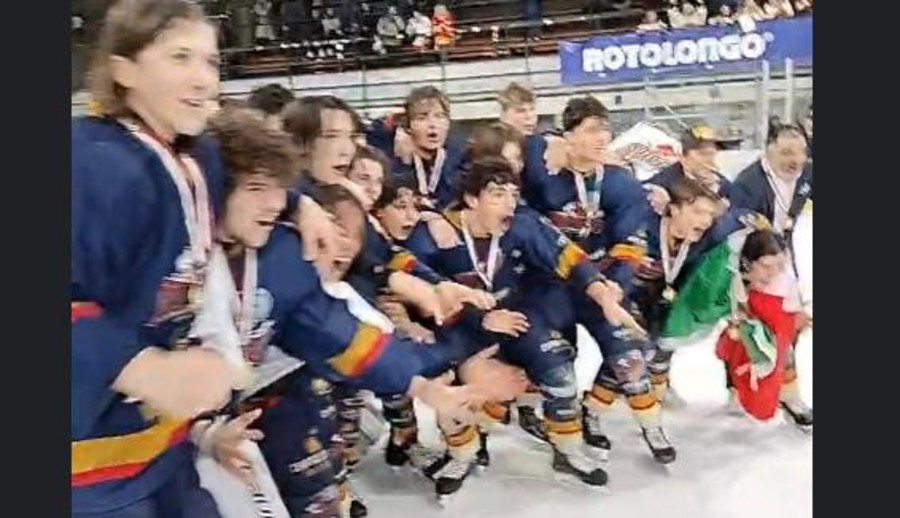 Hockey: Gli Aosta Gladiators nella leggenda: sono campioni d'Italia under 17 - VIDEO