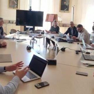 Una riunione della Giunta municipale di Aosta