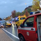 Scontro tra un'auto e un camion ad Aosta, ferito un 20enne