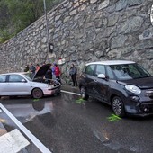 Scontro tra auto a St-Marcel, ferita una giovane