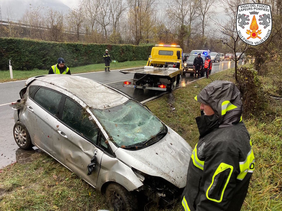 Tre feriti in altrettanti incidenti stradali