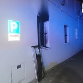 Aosta, domato nella notte l'incendio nella sala riunioni di una palazzina