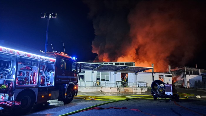 Incendio alla GPS di Arnad, Fiom preoccupata per sorte lavoratori