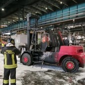 Domato incendio a un carrello elevatore alla Cas