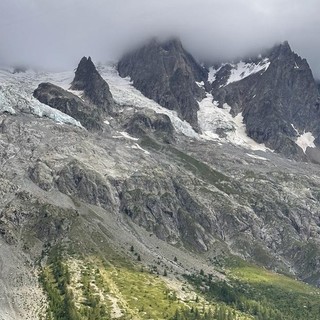 Rinviato ancora il recupero degli alpinisti bloccati sulle Jorasses