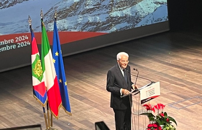 Presidente Mattarella ad Aosta, 'mai stranieri in casa propria, nonostante siano diverse lingua, cultura e religione'