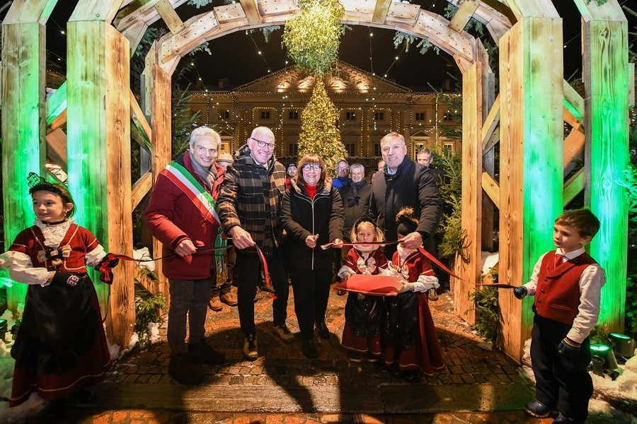 Inaugurato ad Aosta il Marché Vert Noel