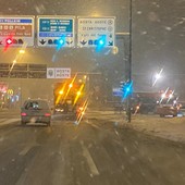 Nevicata 'robusta' su tutta la Valle, disagi su ferrovia e strade