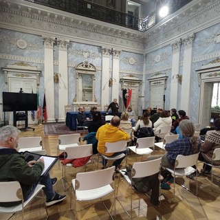 Aosta, Marché Vert Noel pensa a piazza Chanoux sognando il ritorno al Teatro Romano