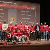 Alcuni maestri di sci premiati ieri (photo credit Roger Berthod)