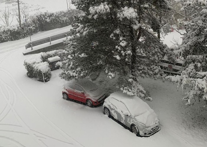 Nevica su tutta la Valle d'Aosta