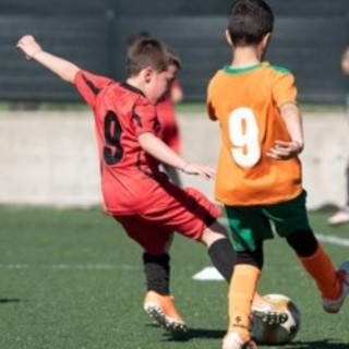 Calcio: Primi calci 2014; l'Aygreville fa 13 a 13 con la Juve, protagonisti Masuzzo e Pasteris