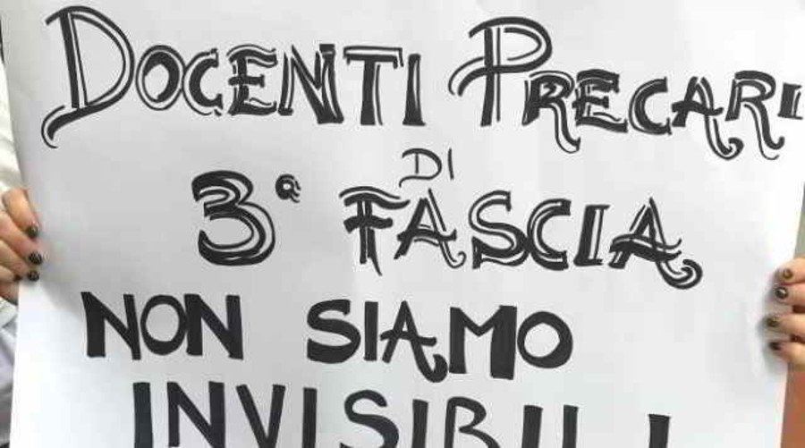 Anche ai docenti precari il bonus formativo da 500 euro