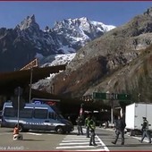 Maxi operazione della Polfrontiera di Aosta contro il traffico di esseri umani; anche valdostani tra gli indagati