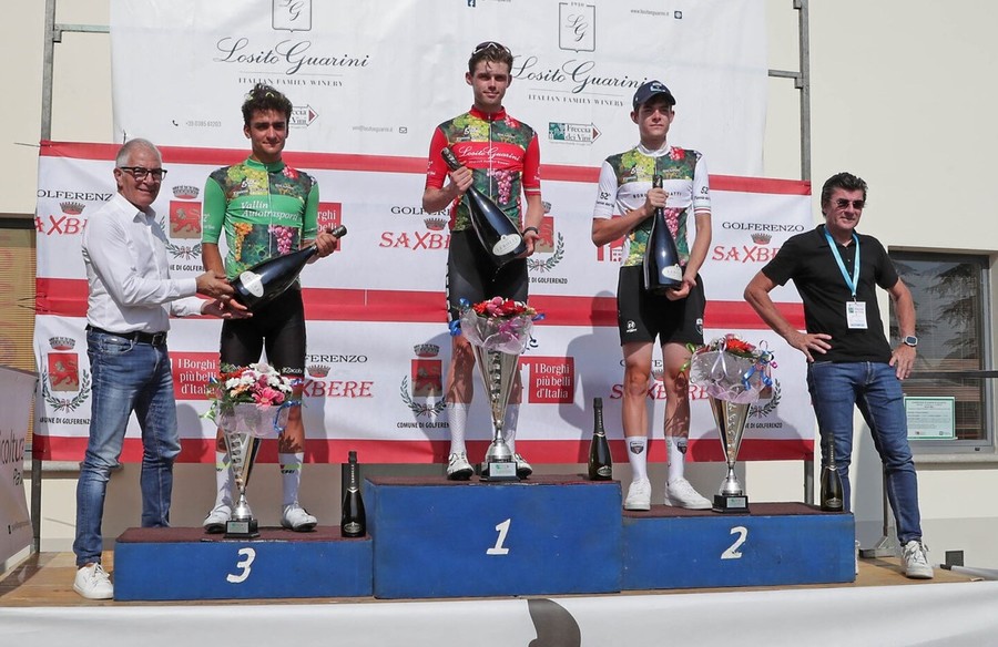 Ciclismo: Filippo Agostinacchio sul podio alla Freccia dei Vini