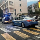 Aosta: conducente ubriaco senza documenti, l'auto è priva di libretto ma non si può sequestrare