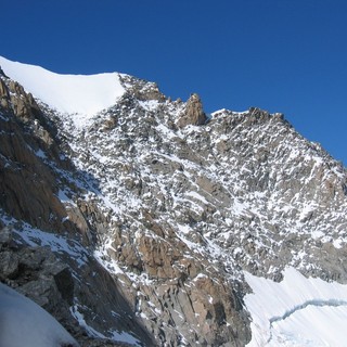 Colpito da mal di montagna sul Bianco, impossibili per ora i soccorsi