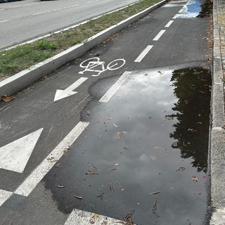 Aosta, quelle pozze d'acqua che tra pochi mesi saranno pericoloso ghiaccio