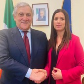 Il vicepremier Antonio Tajani e la consigliera politica nonché coordinatrice di FI VdA Emily Rini