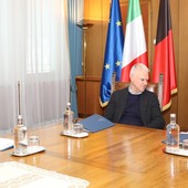 La coordinatrice di FI VdA; Emily Rini, il ministro Paolo Zangrillo e il Presidente della Giunta, Renzo Testolin