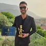 A Maurizio Saulle i 'Due pennelli 2024' dell'Arcimboldo d'Oro; premiata la qualità della Pizzeria iSaulle a Quart