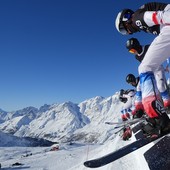 Snowboard: la squadra Asiva in raduno sciistico la Passo dello Stelvio