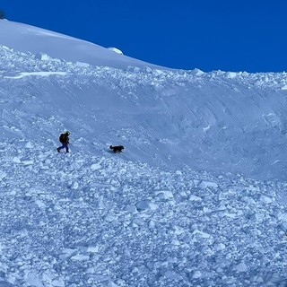 Valanga sopra Bosses, in salvo freerider esperto e ben equipaggiato