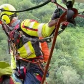 Brusson, tratti in salvo due escursionisti bloccati nel torrente