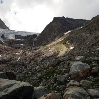 Vista sul ghiacciaio di Tza de Tzan (photo credit Rifugio Aosta)