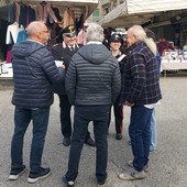 I carabinieri durante il ciclo di incontri informativi in bassa Valle