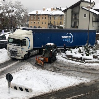 Aosta, divampano le polemiche sui ritardi nello sgombero neve